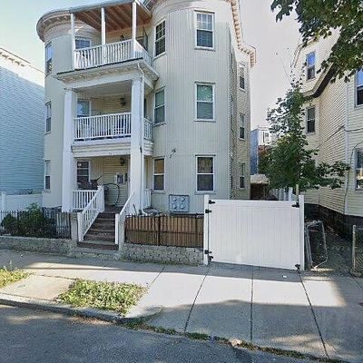 93 Welles Ave, Dorchester Center, MA 02124