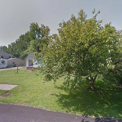 930 Rokeby Rd, Eastlake, OH 44095