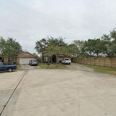 930 Schooner Cove Ln, League City, TX 77573