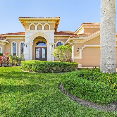 931 Beaver Ct, Marco Island, FL 34145