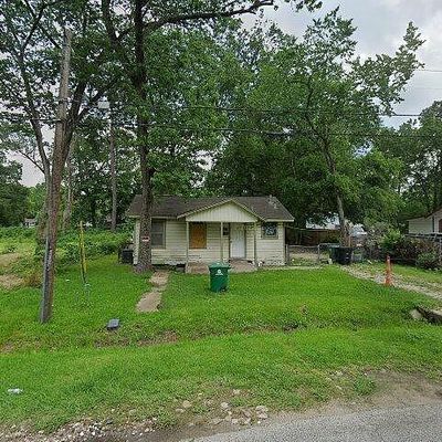 9318 Firnat St, Houston, TX 77016