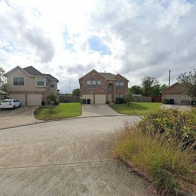 9318 Valley Tree Ln, Houston, TX 77089