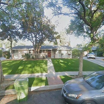 9325 Sophia Ave, North Hills, CA 91343