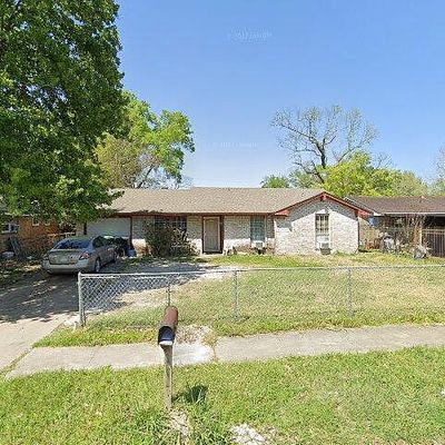 9327 Richland Dr, Houston, TX 77078