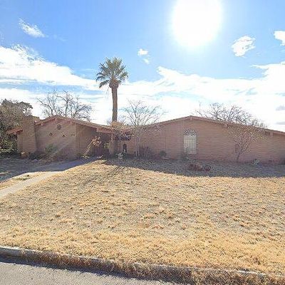 933 Cherry Hill Ln, El Paso, TX 79912