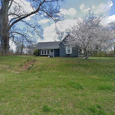 933 Long Mill Rd, Athens, TN 37303