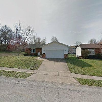 933 W Frank Dr, Decatur, IL 62526