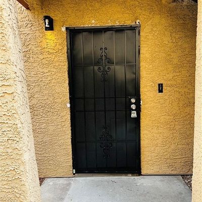 Address Withheld By Seller, Las Vegas, NV 89103