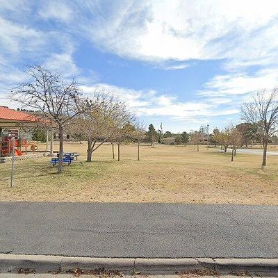 Beach Ct, El Paso, TX 79928