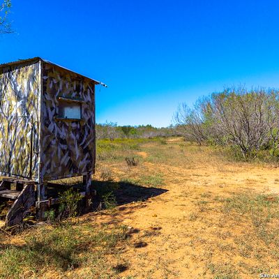 Cr 661 661, Devine, TX 78016