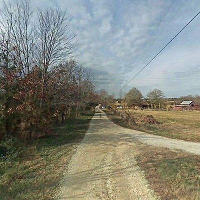 Horn Ln, Springdale, AR 72764