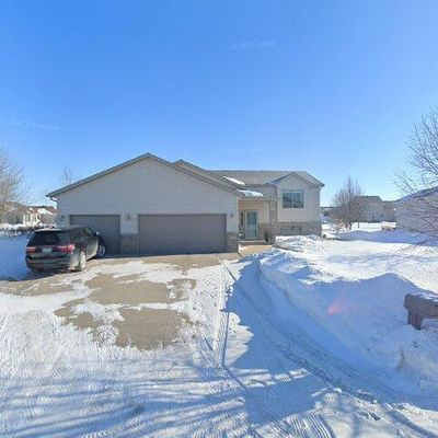 974 32 Nd St S, Moorhead, MN 56560