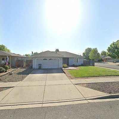 974 Donaldson Way, Medford, OR 97501