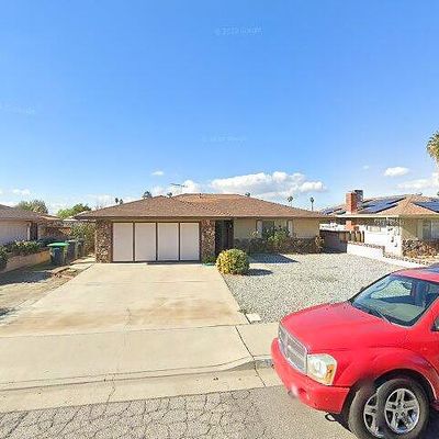 975 Malaga Pl, Hemet, CA 92543