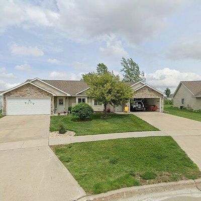 977 8 Th Ave Nw, Altoona, IA 50009