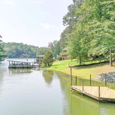 977 Lakeshore Dr, Jacksons Gap, AL 36861