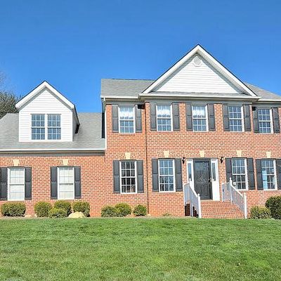 98 English Chase Ln, Warrenton, VA 20186