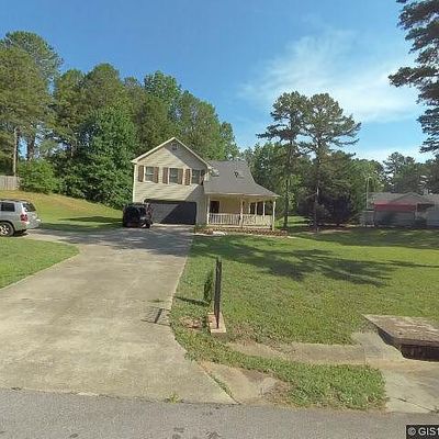 98 Lewis Cir, Commerce, GA 30529