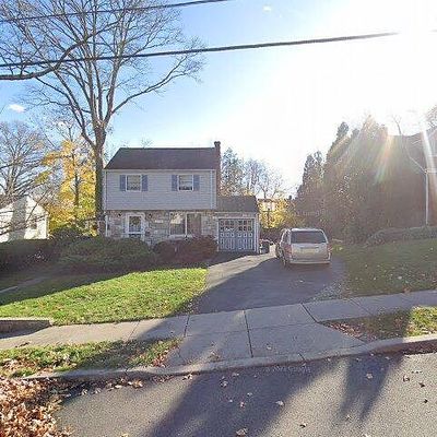 98 Waldwick Ave, Waldwick, NJ 07463