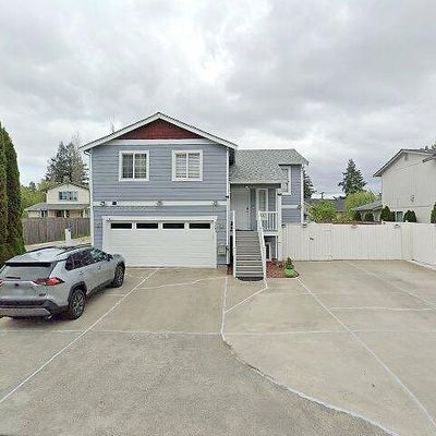 9803 10 Th Ave E, Tacoma, WA 98445