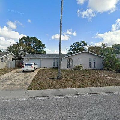 9816 Morehead Ln, Port Richey, FL 34668