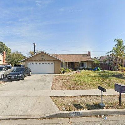 9825 Cypress Ave, Fontana, CA 92335