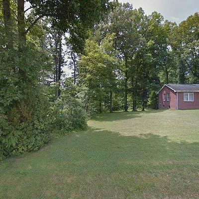 984 Pace Rd, Hendersonville, NC 28792