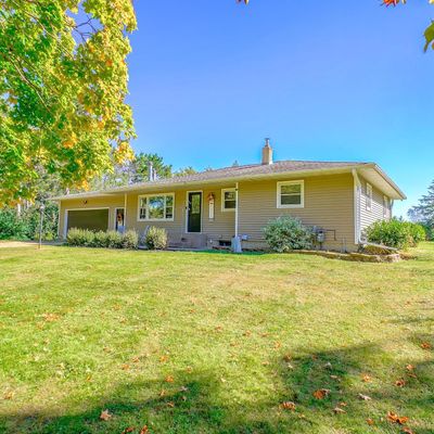 985 Scott Rd, Hudson, WI 54016