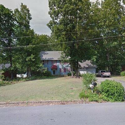 989 Comanche Trl, Anniston, AL 36206