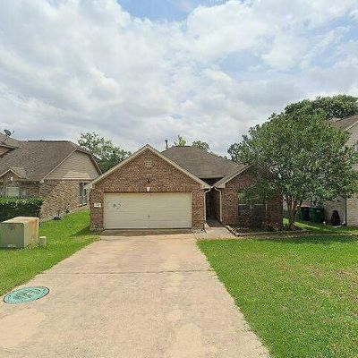 989 Oak Falls Dr, Willis, TX 77378