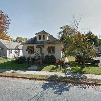 99 Delaware Ave, Penns Grove, NJ 08069