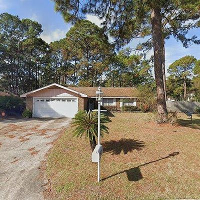 99 Glynn Marsh Cir, Brunswick, GA 31525