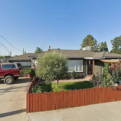 990 E El Monte Way, Dinuba, CA 93618