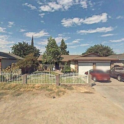 9941 Jennifer Ct, Delhi, CA 95315