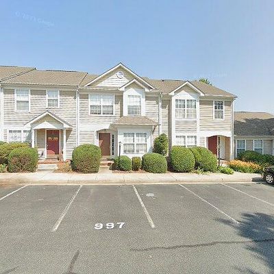 997 Riverrun Dr, Charlottesville, VA 22901