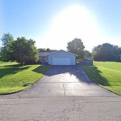 9981 Applegate Dr, Roscoe, IL 61073