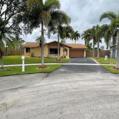 Address Withheld, Sunrise, FL 33351