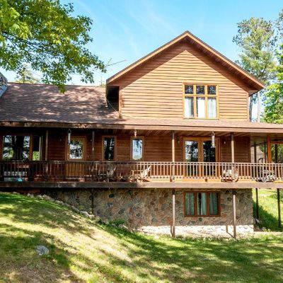 N11725 Indian Hill Dr, Elcho, WI 54428