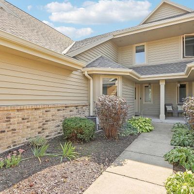 N21 W24369 Cumberland Drive, Pewaukee, WI 53072