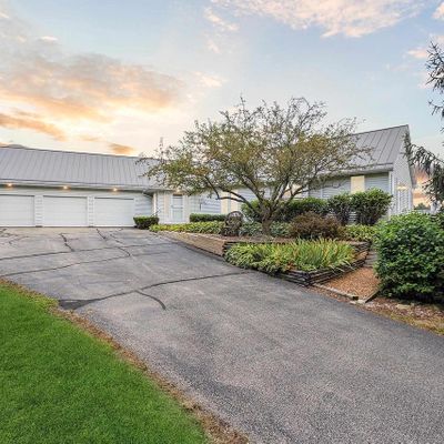 N2217 Wilderland Dr, Lake Geneva, WI 53147