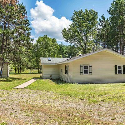 N5588 1 St Ct, Oxford, WI 53952