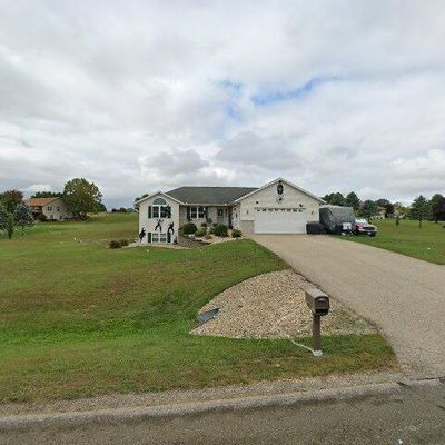 N6747 Hunter Dr, Pardeeville, WI 53954