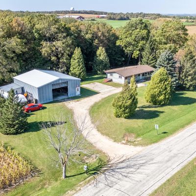 N6777 Pierce Rd, Mayville, WI 53050