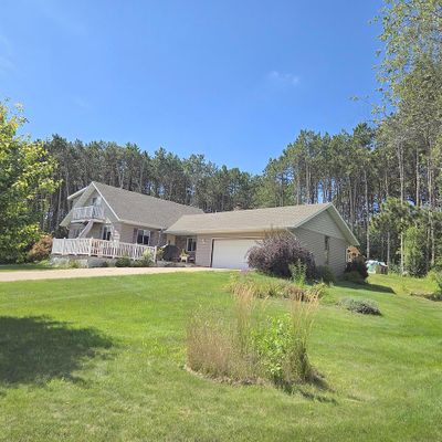 N6991 Elizabeth Dr, Holmen, WI 54636