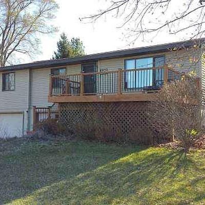 N7203 Circle Dr, Pardeeville, WI 53954