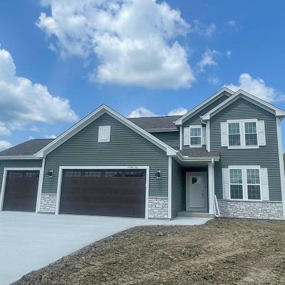 N75 W17780 Woody Ln, Menomonee Falls, WI 53051