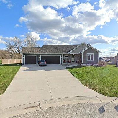 N7354 Easterlies Dr, Fond Du Lac, WI 54937