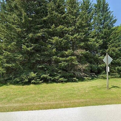 N8488 Glacial Ct, Elkhart Lake, WI 53020