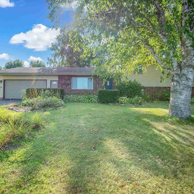 N8271 Edwin Ln, Beaver Dam, WI 53916