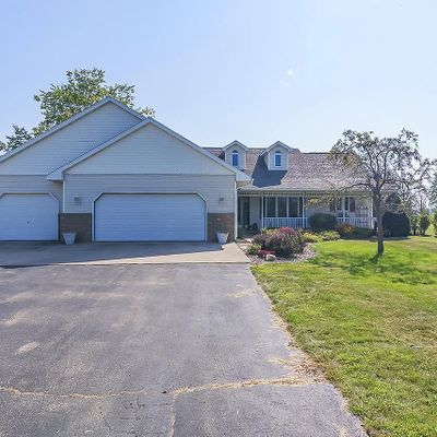 N8938 Hughes Rd, Belleville, WI 53508